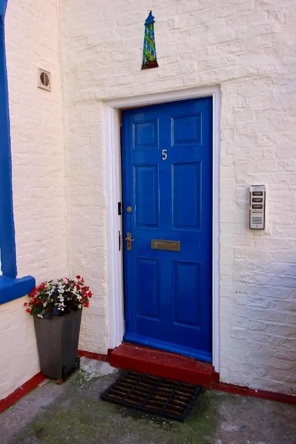 Lighthouse View - Amazing Sea And Beach View - Free Sky Tv Including Sports And Movies - Fast Wifi - Free Private Parking Scarborough